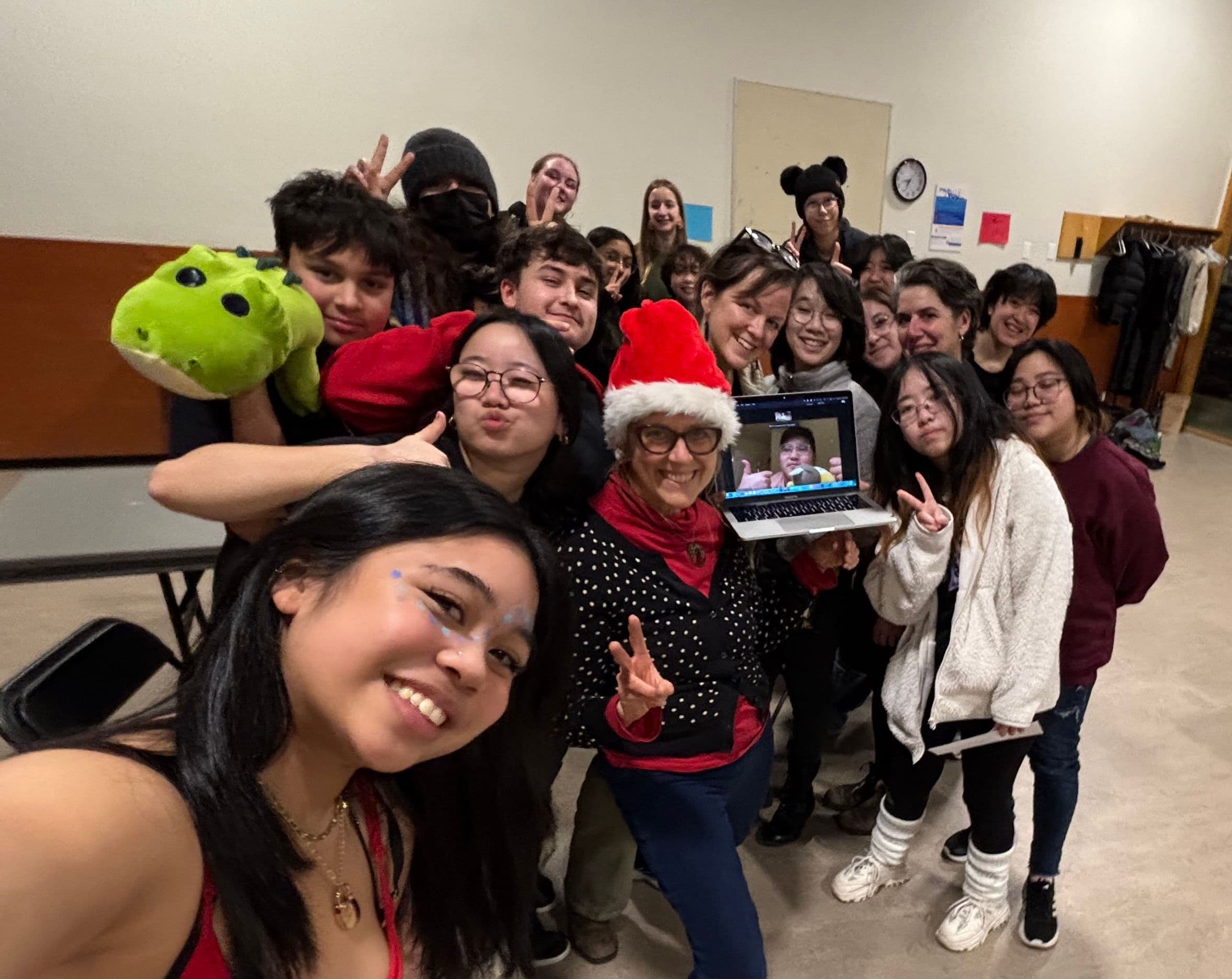 Roundhouse Youth Theatre Action Group Program